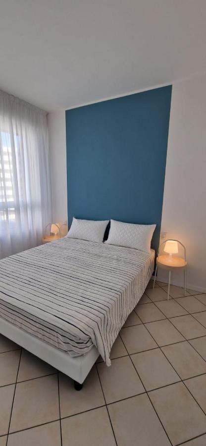 Lamar Suites Seafront Apartments Misano Adriatico Esterno foto