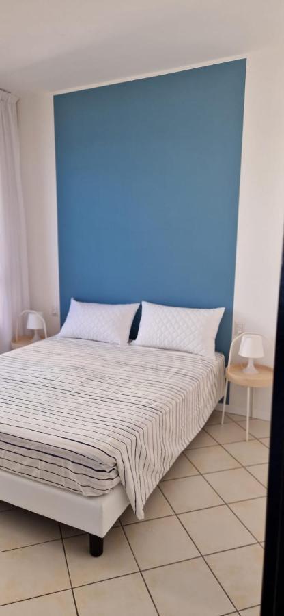 Lamar Suites Seafront Apartments Misano Adriatico Esterno foto