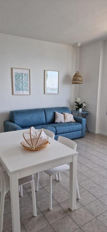 Lamar Suites Seafront Apartments Misano Adriatico Esterno foto