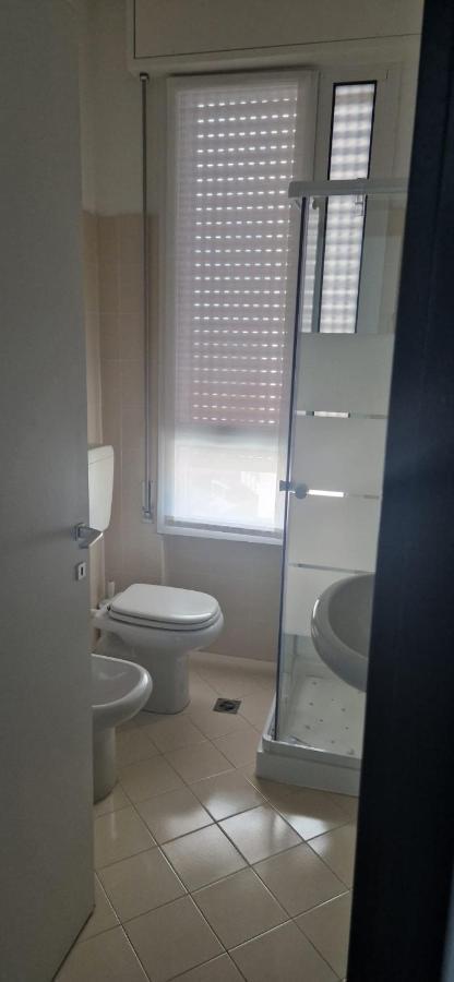 Lamar Suites Seafront Apartments Misano Adriatico Esterno foto