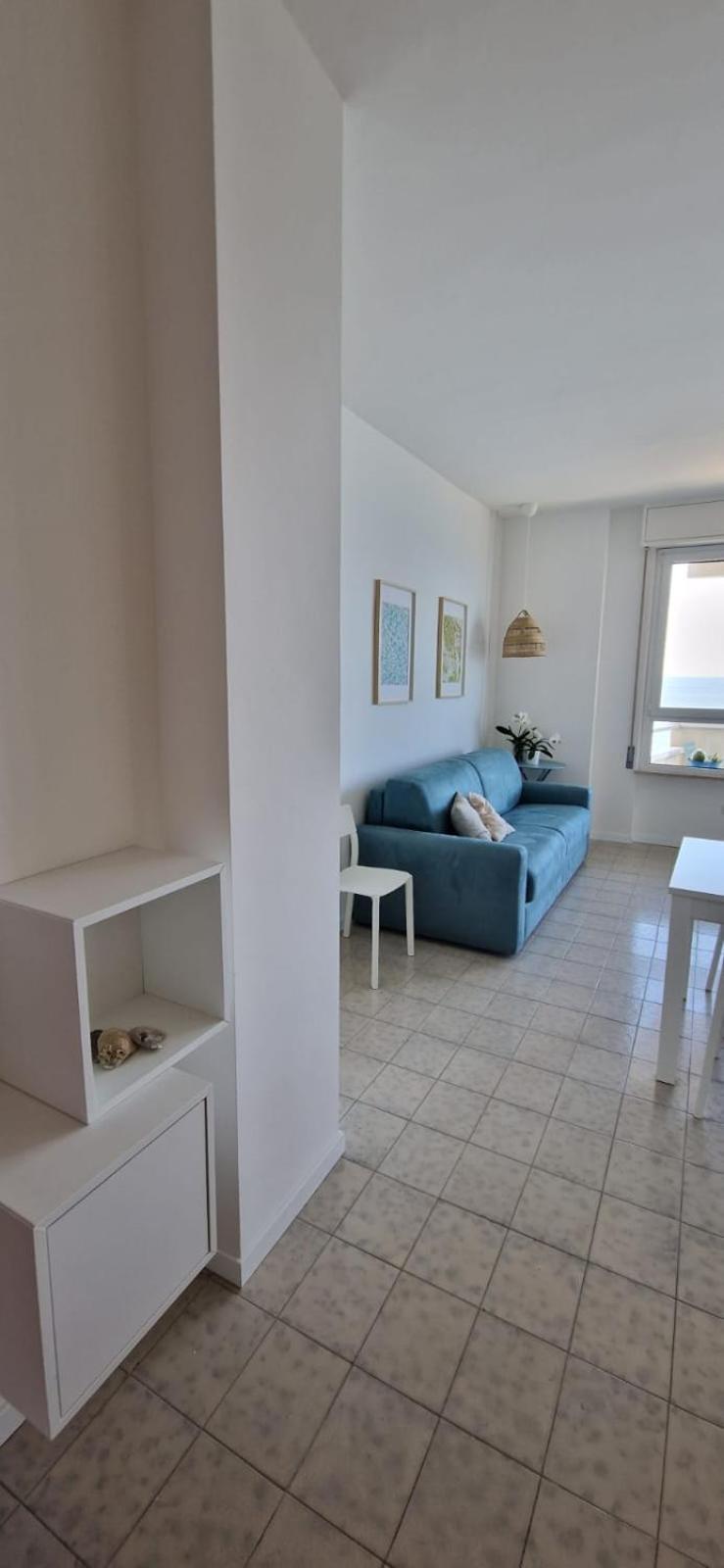 Lamar Suites Seafront Apartments Misano Adriatico Esterno foto